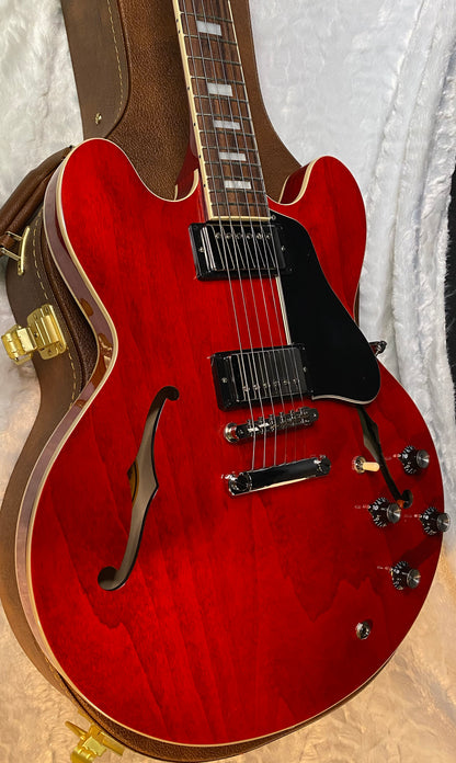 NEW ! Gibson ES-335 60s Semi-Hollowbody Electric Guitar - Sixties Cherry - Authorized Dealer - 8.7 lbs - G07037