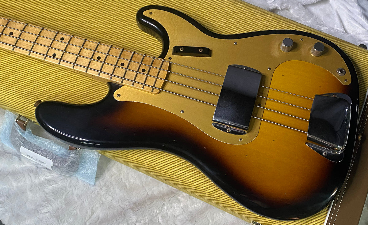 NEW! Fender Custom Shop 1958 Precision Bass Journeyman Relic - 2-Tone Sunburst - Authorized Dealer - 8.9lbs - G07769