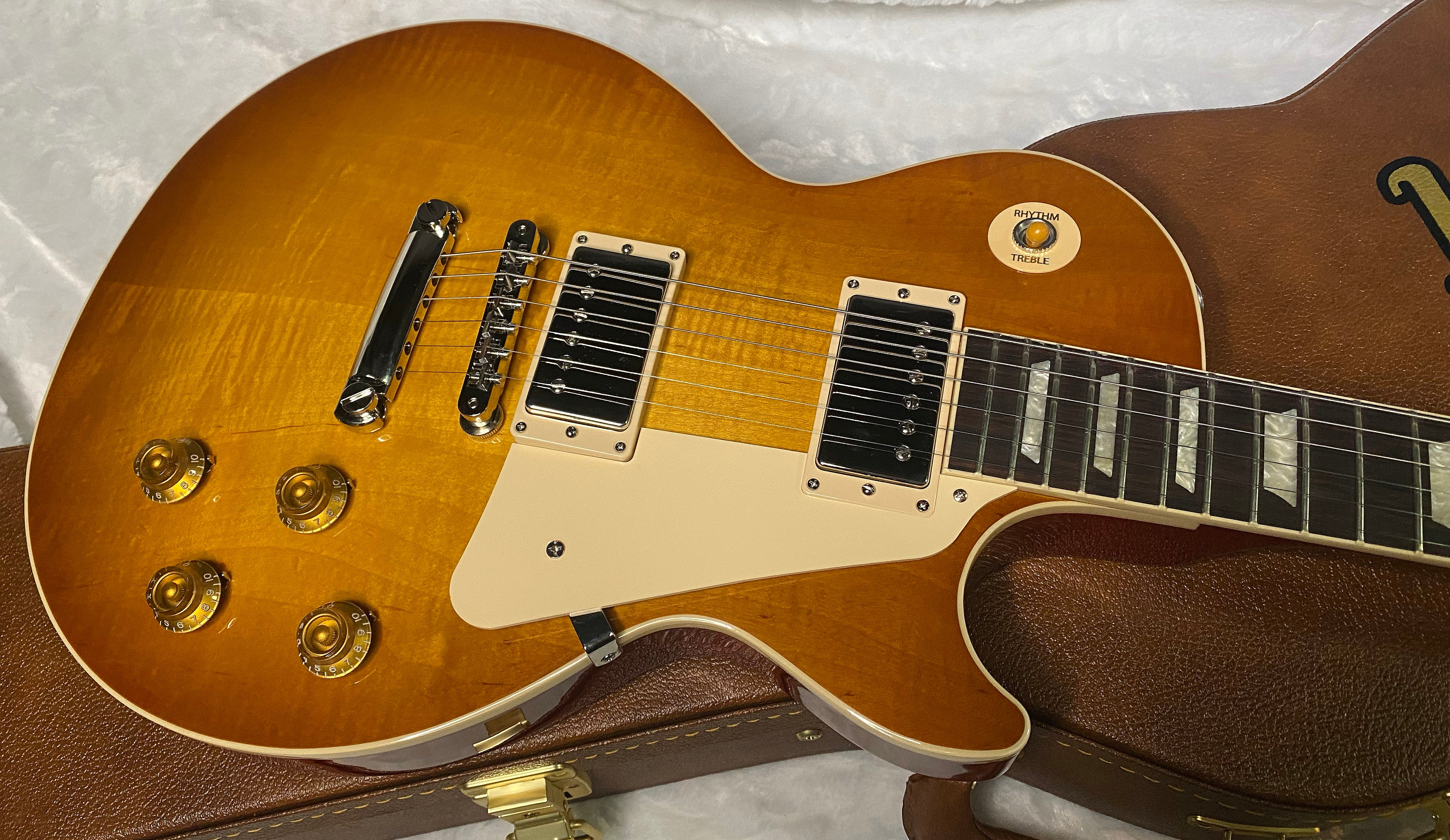 NEW! ! Gibson Les Paul 50's Standard - Custom Shop Dirty Lemon Finish - Limited Edition - Authorized Dealer - Only 8.8 lbs - G06356