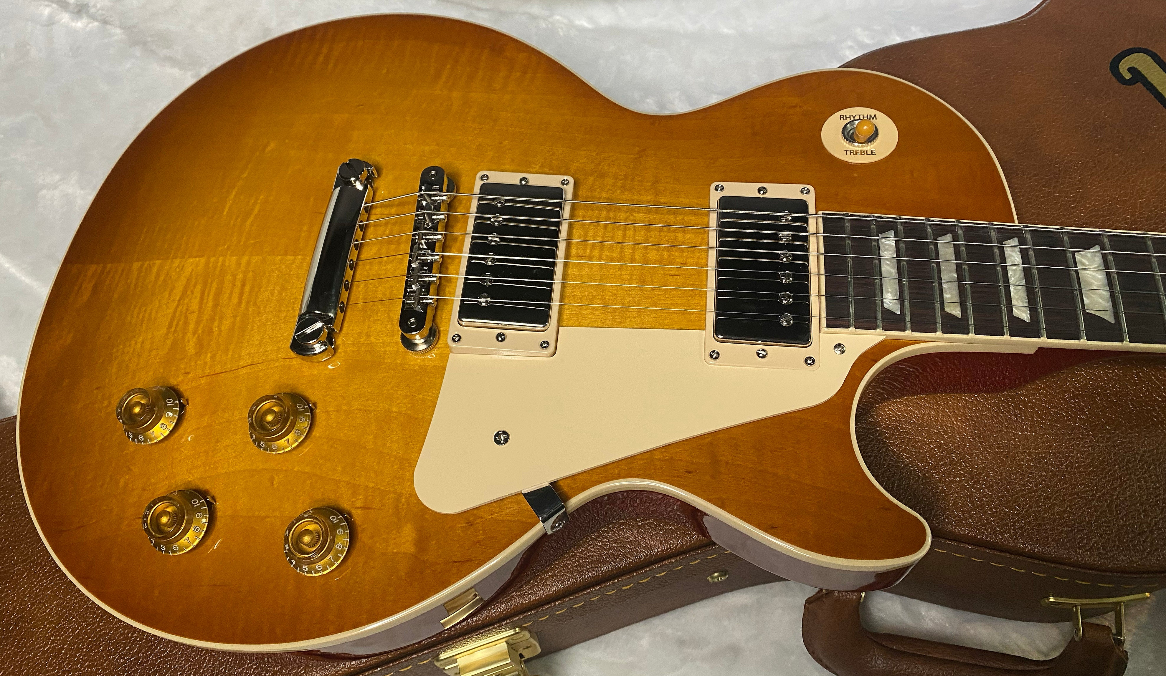 NEW! ! Gibson Les Paul 50's Standard - Custom Shop Dirty Lemon Finish - Limited Edition - Authorized Dealer - Only 8.8 lbs - G06356