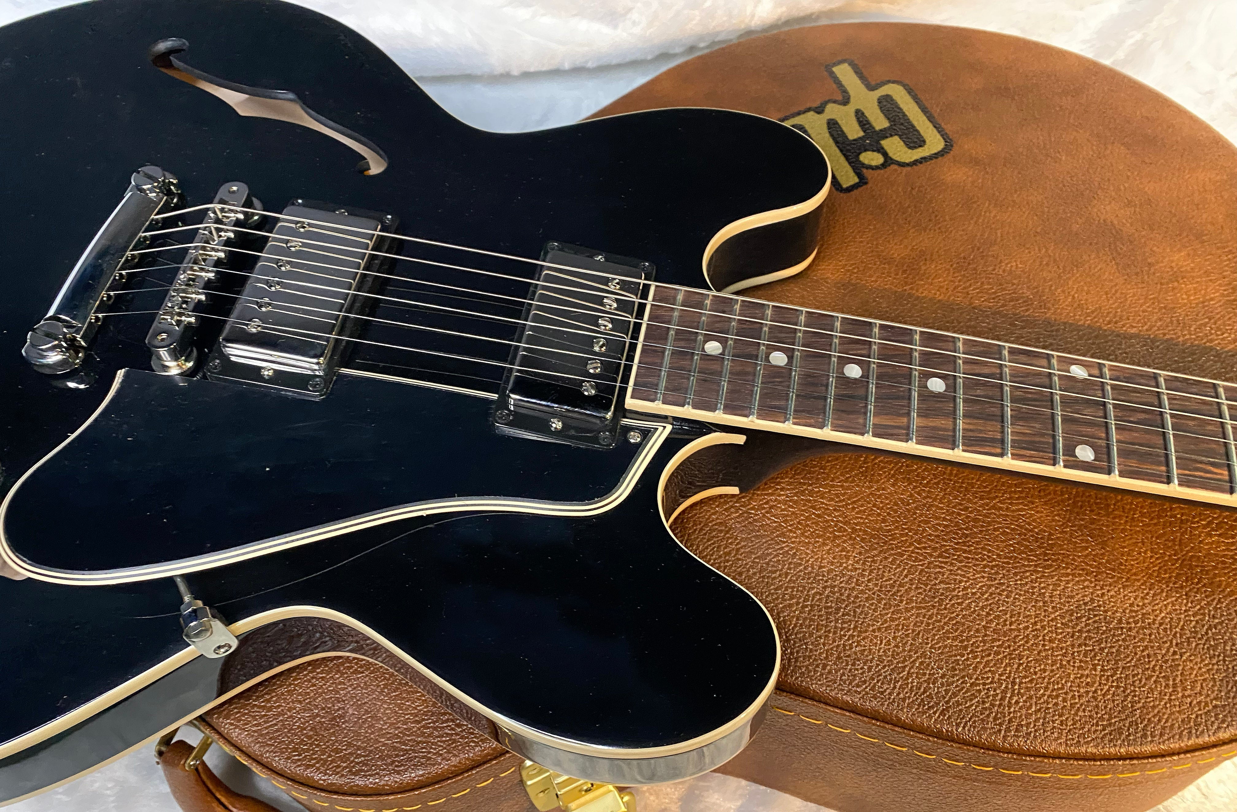 NEW ! Gibson ES-335 50s Semi-Hollowbody Electric Guitar - Ebony - Authorized Dealer - 7.7 lbs - G07038