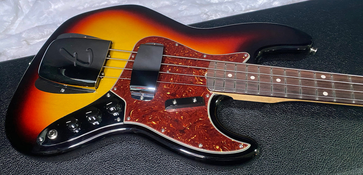 NEW! Fender Custom Shop 64 Jazz Bass NOS - Sunburst - 9.5 lbs - Authorized Dealer - G07763