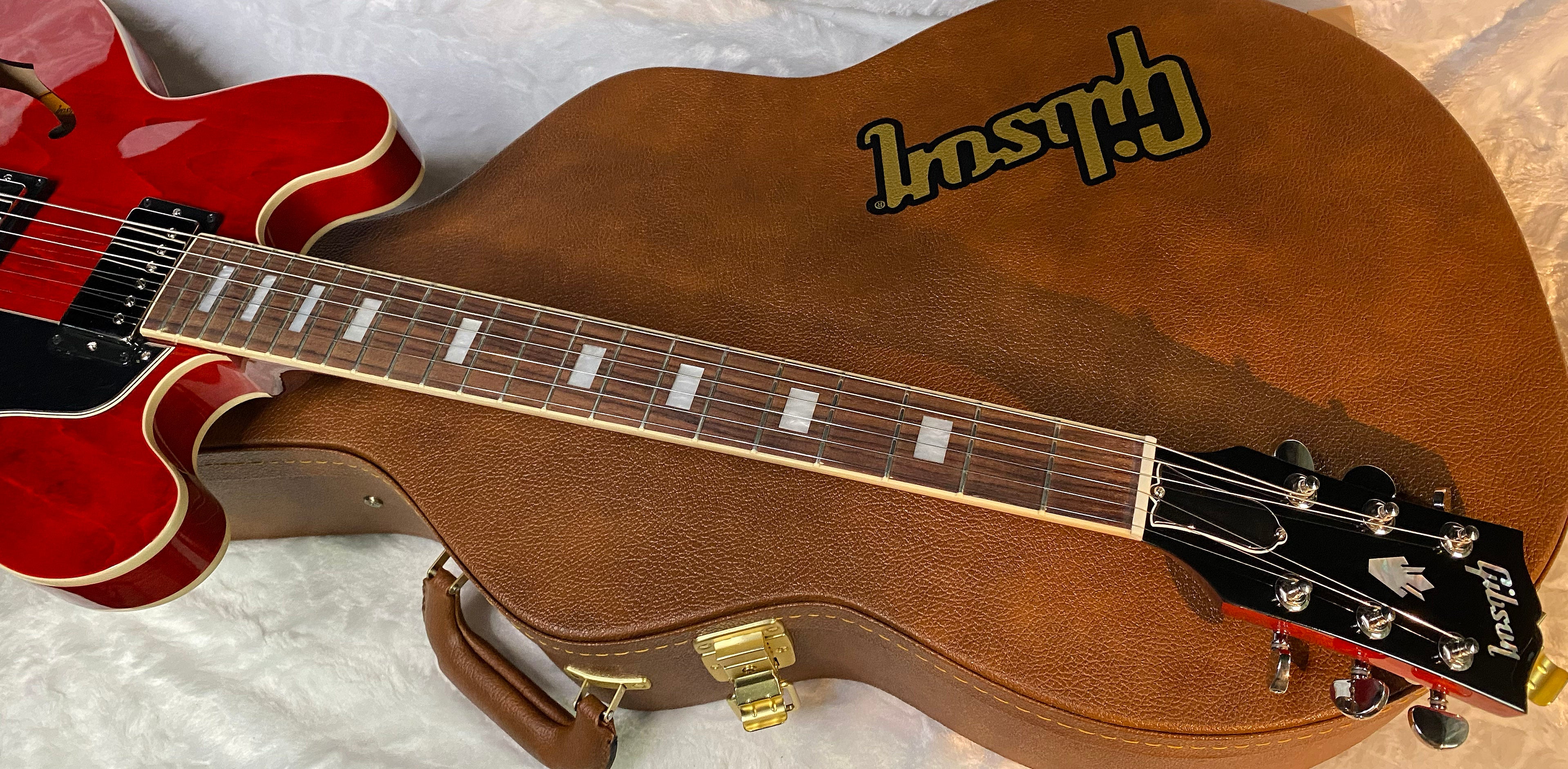 NEW ! Gibson ES-335 60s Semi-Hollowbody Electric Guitar - Sixties Cherry - Authorized Dealer - 7.8 lbs - G07030