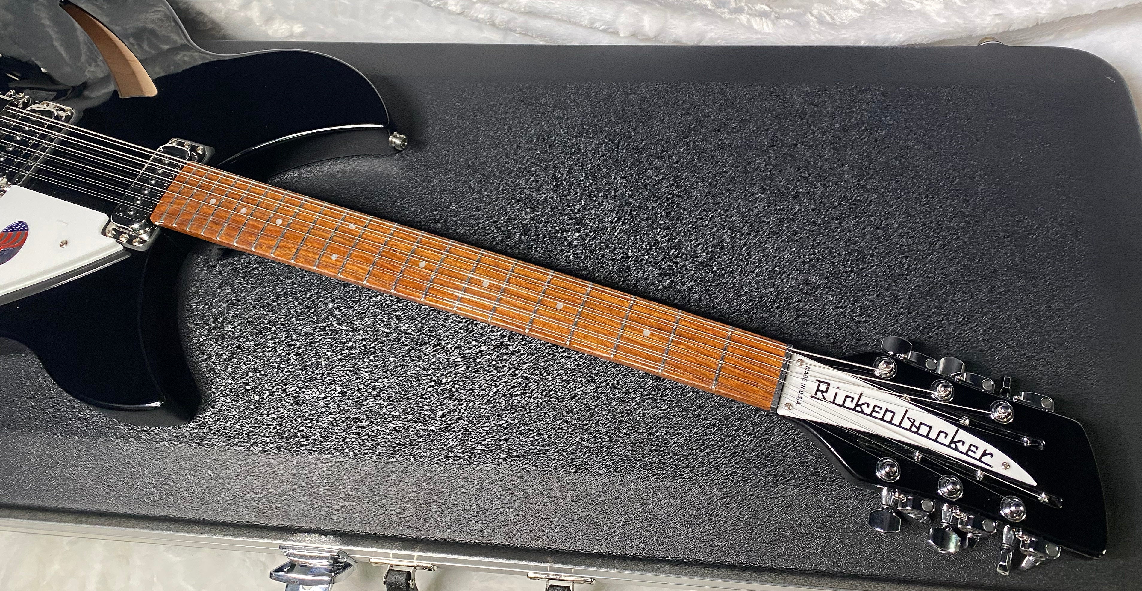 NEW! Rickenbacker 330/12 Jet Glo JG Jetglo - Semi Hollow 12-String Electric Guitar - Authorized Dealer - 8.35 lbs - G07066