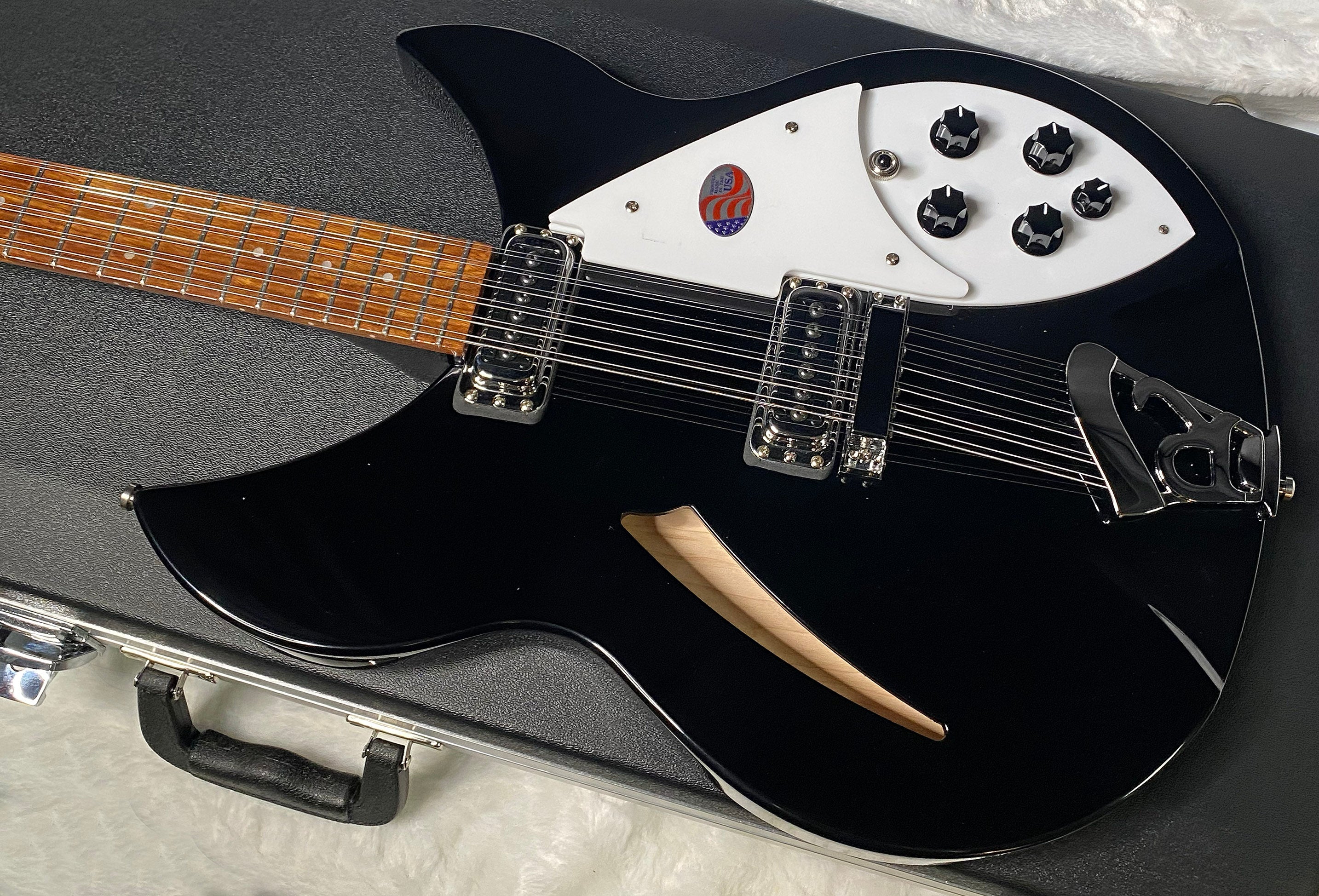 NEW! Rickenbacker 330/12 Jet Glo JG Jetglo - Semi Hollow 12-String Electric Guitar - Authorized Dealer - 8.35 lbs - G07066