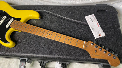 NEW! Fender American Ultra Stratocaster HSS - Dealer Exclusive Limited Edition - Roasted Maple Neck - Graffiti Yellow - In-Stock! 8.2lbs - G0G07070