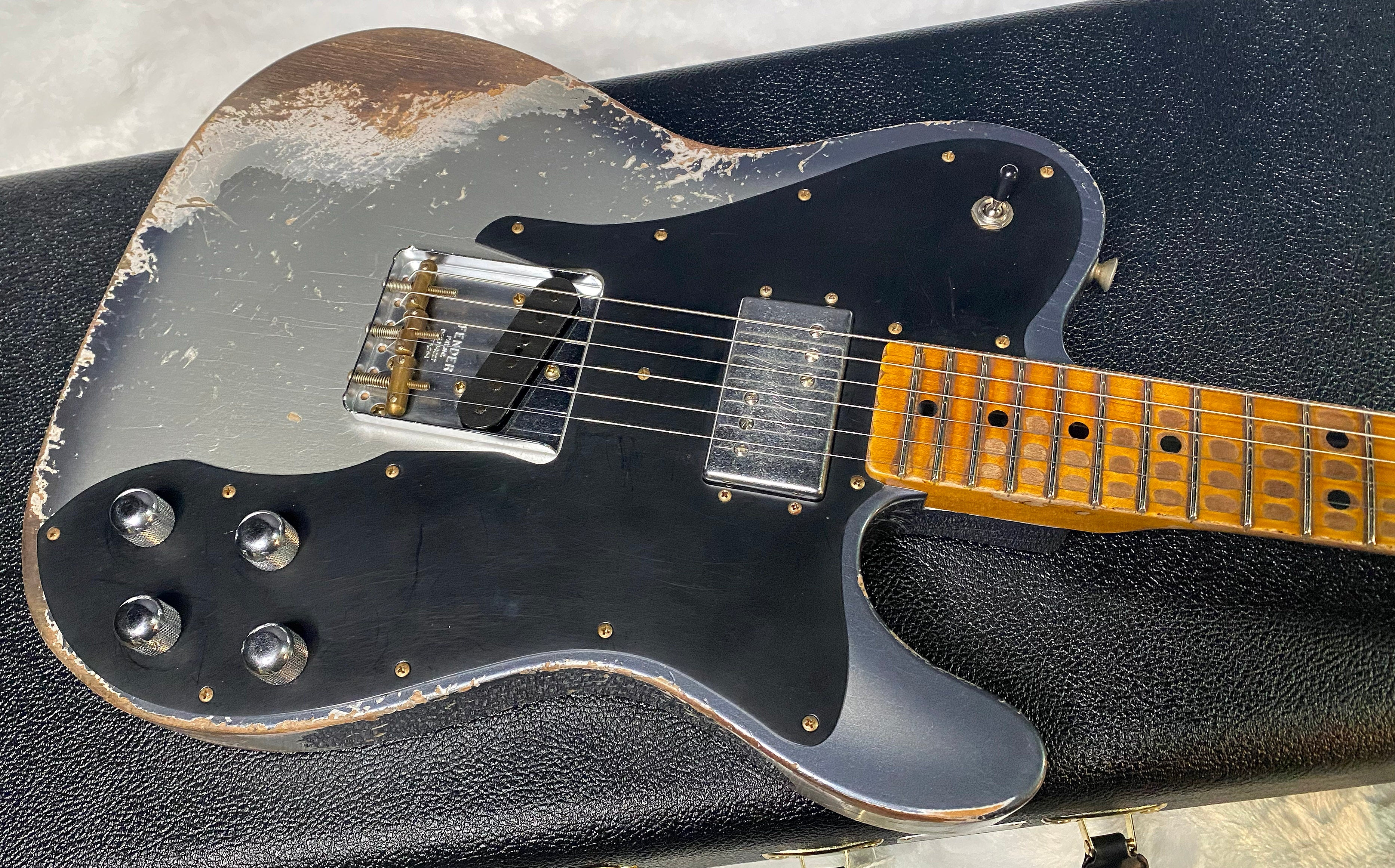 NEW! Fender Custom Shop Telecaster Custom Super Heavy Relic - Limited Edition - Aged Inca Silver Burst - 7.35lbs - Authorized Dealer - G06379