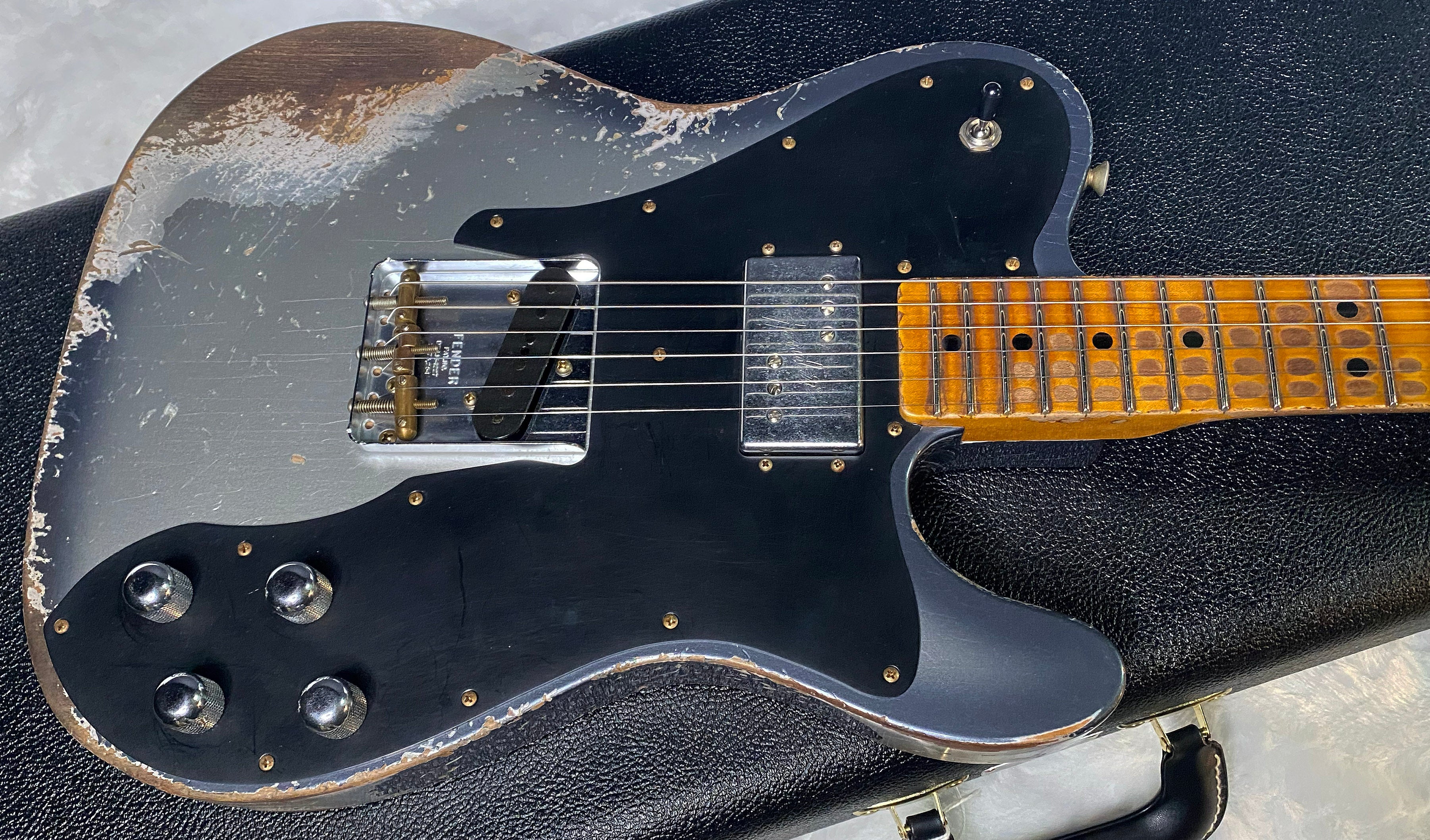 NEW! Fender Custom Shop Telecaster Custom Super Heavy Relic - Limited Edition - Aged Inca Silver Burst - 7.35lbs - Authorized Dealer - G06379