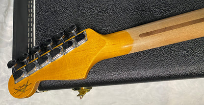 NEW! Fender Custom Deluxe Strat Heavy Relic - Aged Vintage White - Matching Peg Head - Authorized Dealer - 7.25lbs - G06378