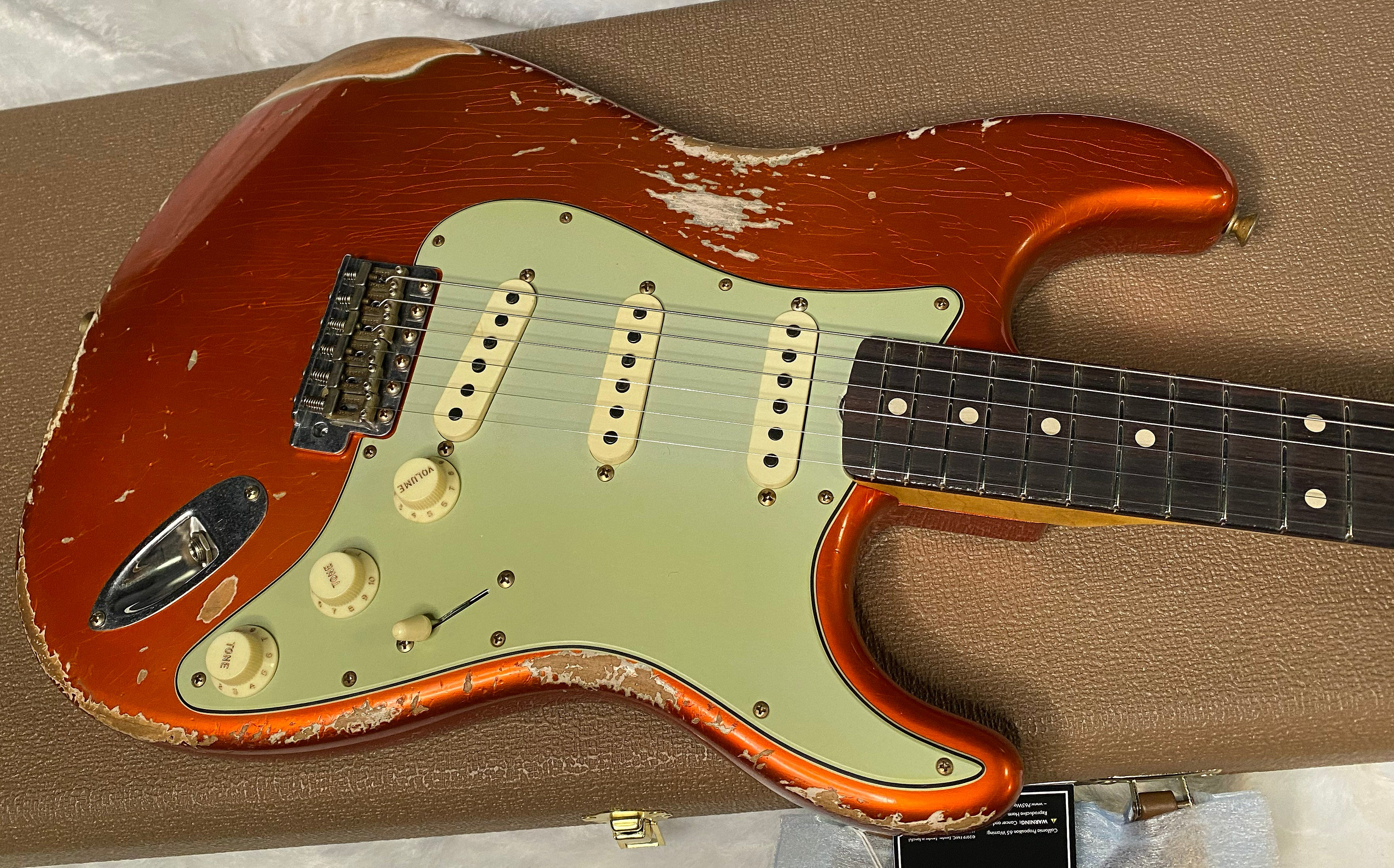 NEW! Fender Custom Shop 62 Heavy Relic Stratocaster - Candy Tangerine Finish - Authorized Dealer - Modern Spec - Handwound Pick Ups - 7.75 lbs - G06376