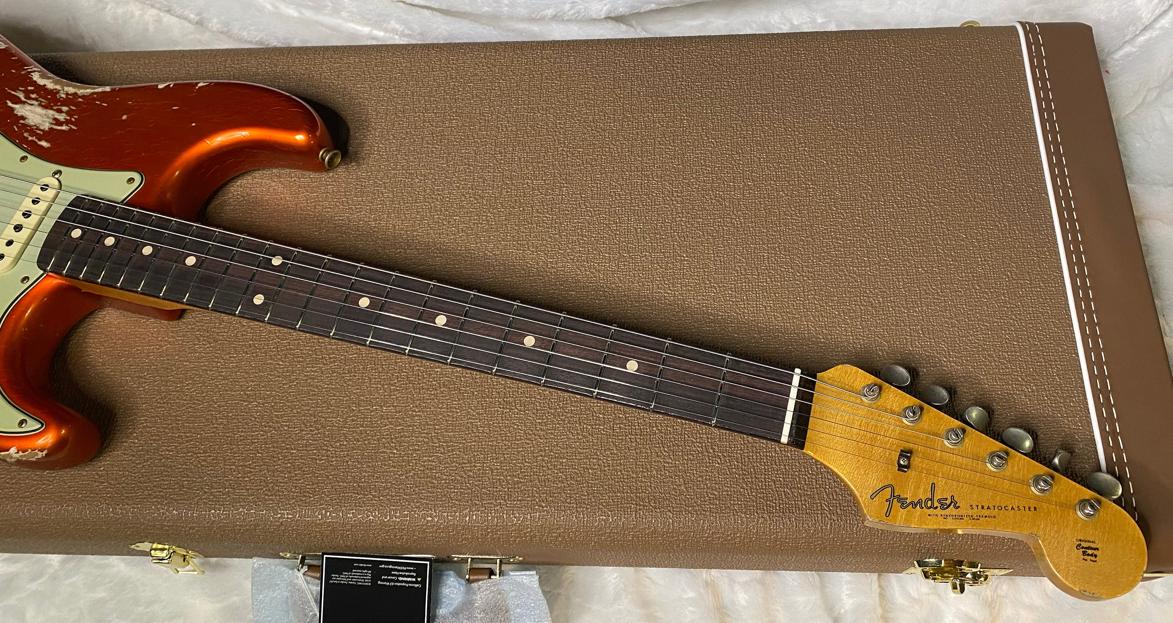 NEW! Fender Custom Shop 62 Heavy Relic Stratocaster - Candy Tangerine Finish - Authorized Dealer - Modern Spec - Handwound Pick Ups - 7.75 lbs - G06376