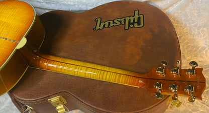 NEW! ! Gibson SJ-200 Original Acoustic Electric - Heritage Cherry Sunburst - Authorized Dealer - 5.2 lbs - G07084