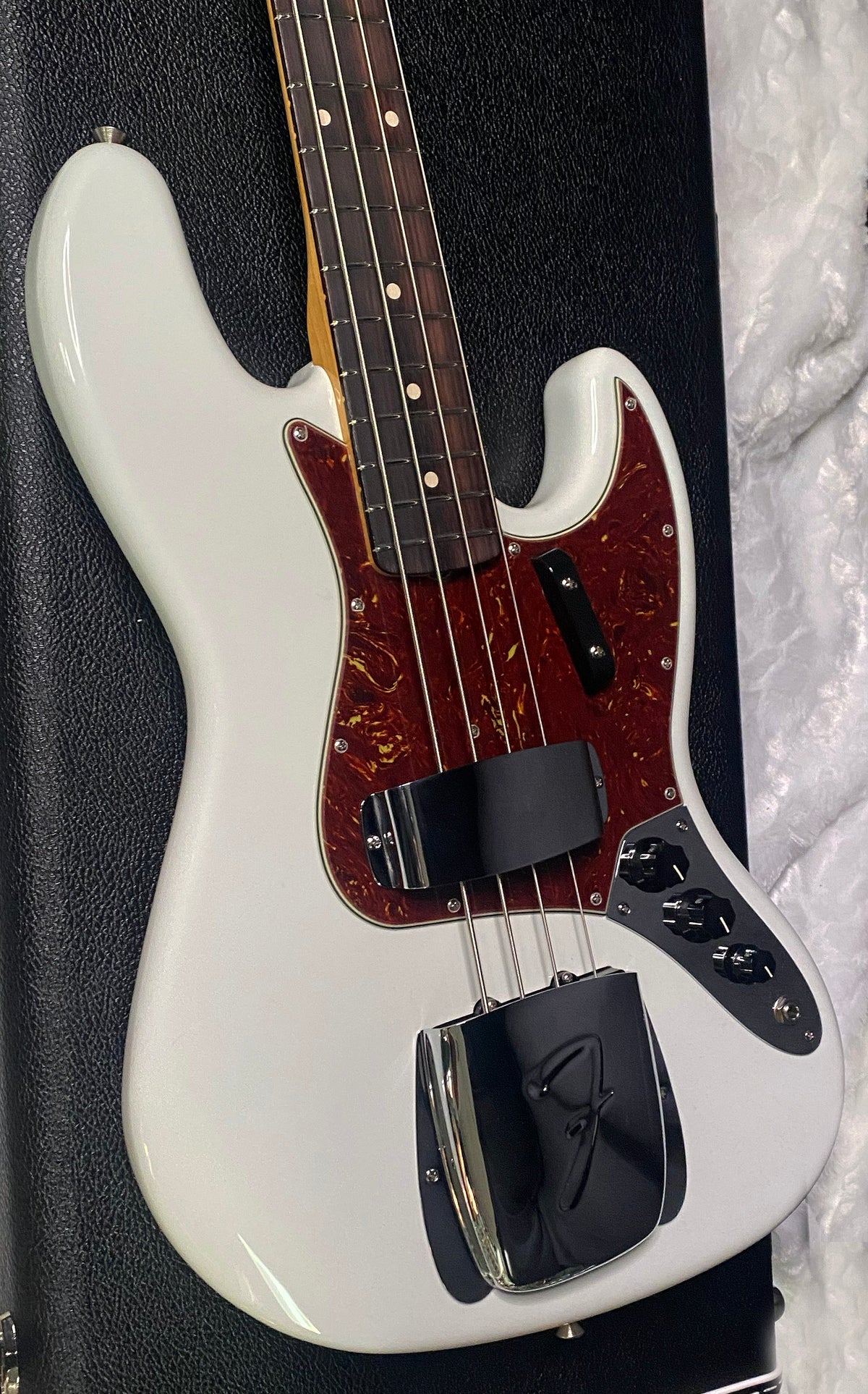 NEW! Fender Custom Shop 64 Jazz Bass NOS - Olympic White - 9.7 lbs - Authorized Dealer - G07794