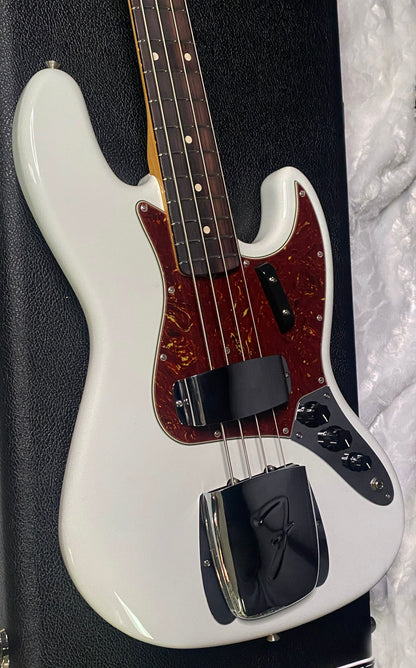 NEW! Fender Custom Shop 64 Jazz Bass NOS - Olympic White - 9.7 lbs - Authorized Dealer - G07794