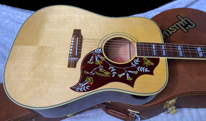 NEW ! Gibson Hummingbird Original - Antique Natural 4.7 lbs - Acoustic Electric - Authorized Dealer - G07083