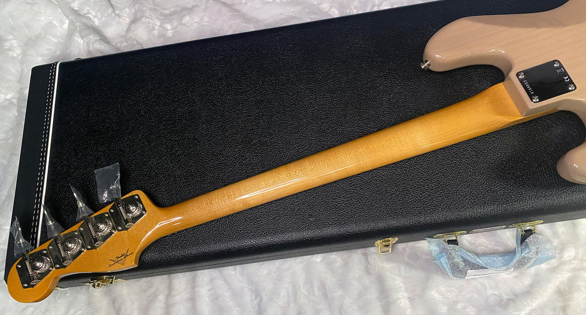 NEW! Fender Custom Shop 64 Jazz Bass NOS - Dirty White Blonde - Ash Body - 9.2 lbs - Authorized Dealer - G07792