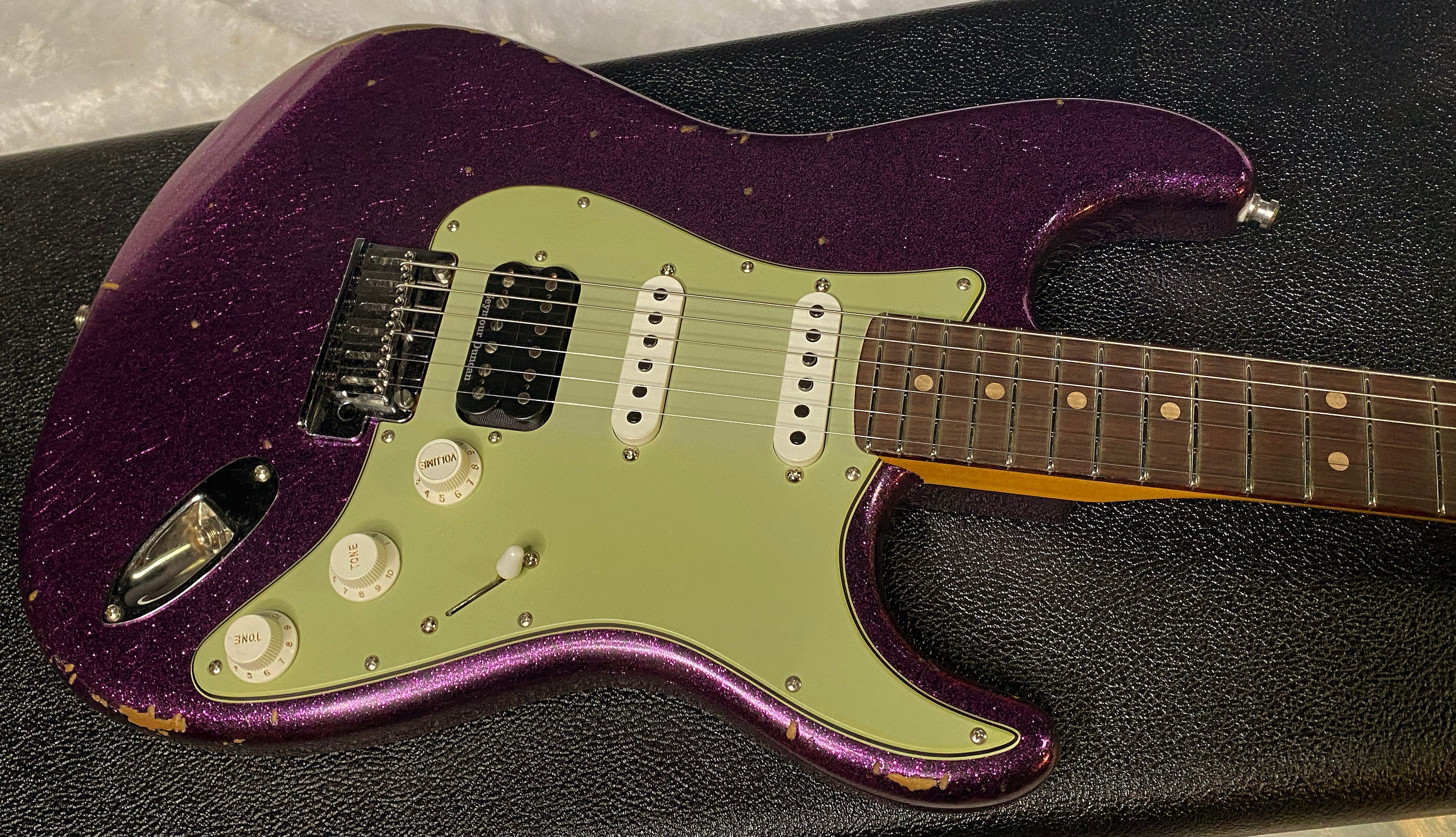 NEW! Fender Custom Shop Custom Deluxe HSS S-1 Stratocaster Relic - Magenta Sparkle - Authorized Dealer - 8.2 lbs - G06384