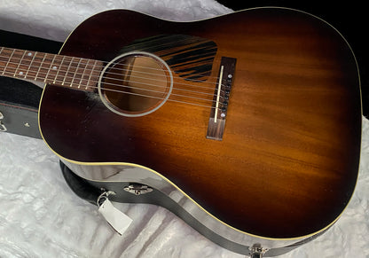 NEW ! Gibson Acoustic 1942 J-45 All Mahogany Acoustic Guitar - Natural Mahogany, Light Aged - Vintage Sunburst - Authorized Dealer - Only 4lbs - G07808