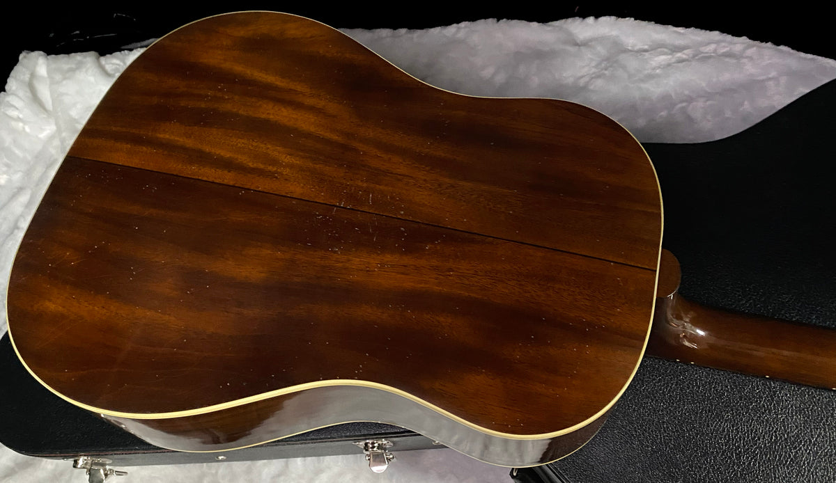 NEW ! Gibson Acoustic 1942 J-45 All Mahogany Acoustic Guitar - Natural Mahogany, Light Aged - Vintage Sunburst - Authorized Dealer - Only 4lbs - G07808