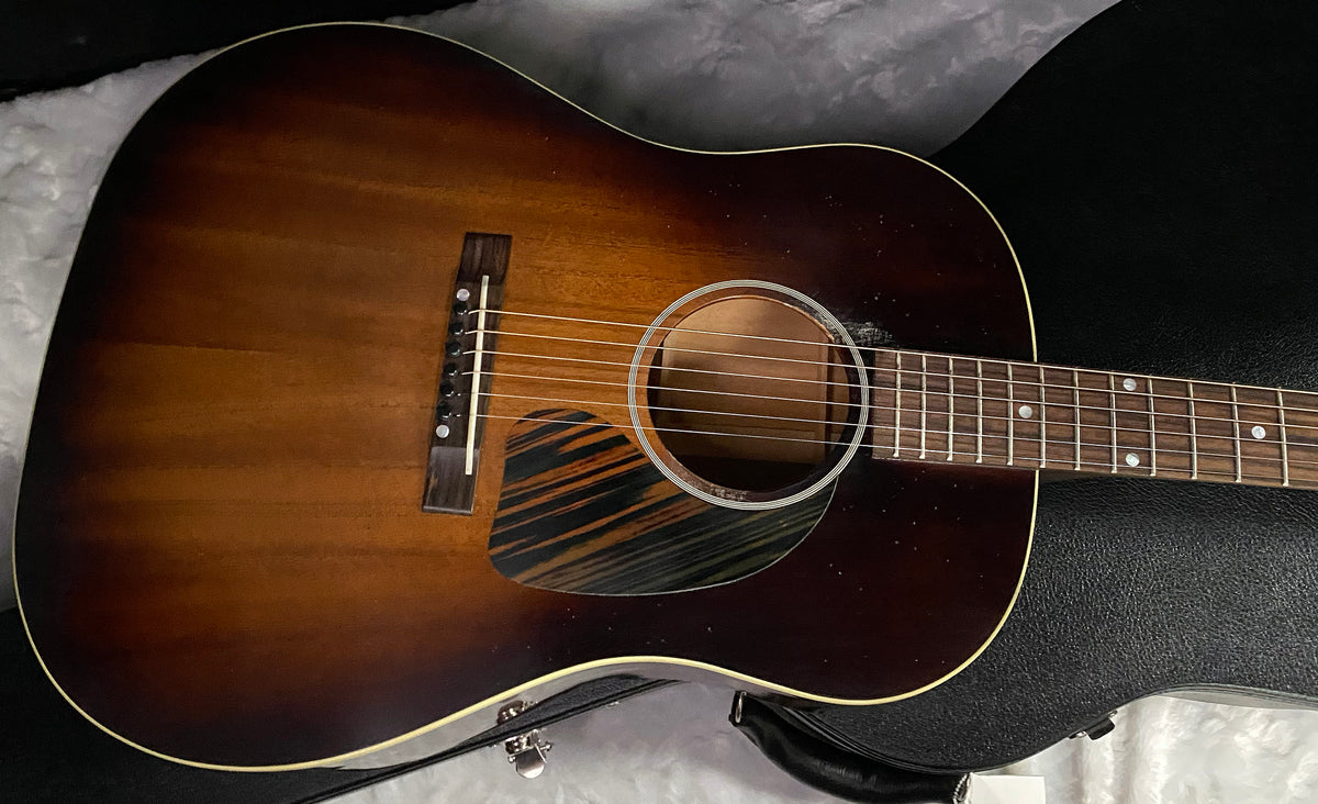 NEW ! Gibson Acoustic 1942 J-45 All Mahogany Acoustic Guitar - Natural Mahogany, Light Aged - Vintage Sunburst - Authorized Dealer - Only 4lbs - G07808