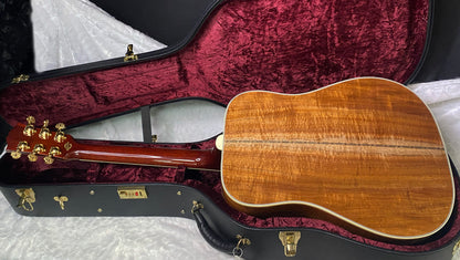 NEW! Gibson Hummingbird Custom Koa - Dealer Select - Autumnburst - Authorized Dealer - Custom Shop - 4.75 lbs - G07088