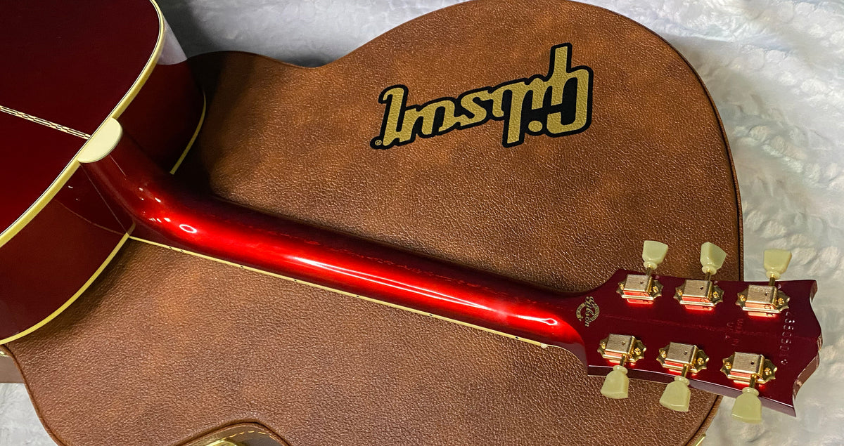 NEW! ! Gibson Custom Acoustic SJ-200 Custom Shop Acoustic-Electric Guitar - Burgundy Mist - Authorized Dealer - 4.9 lbs - G07805