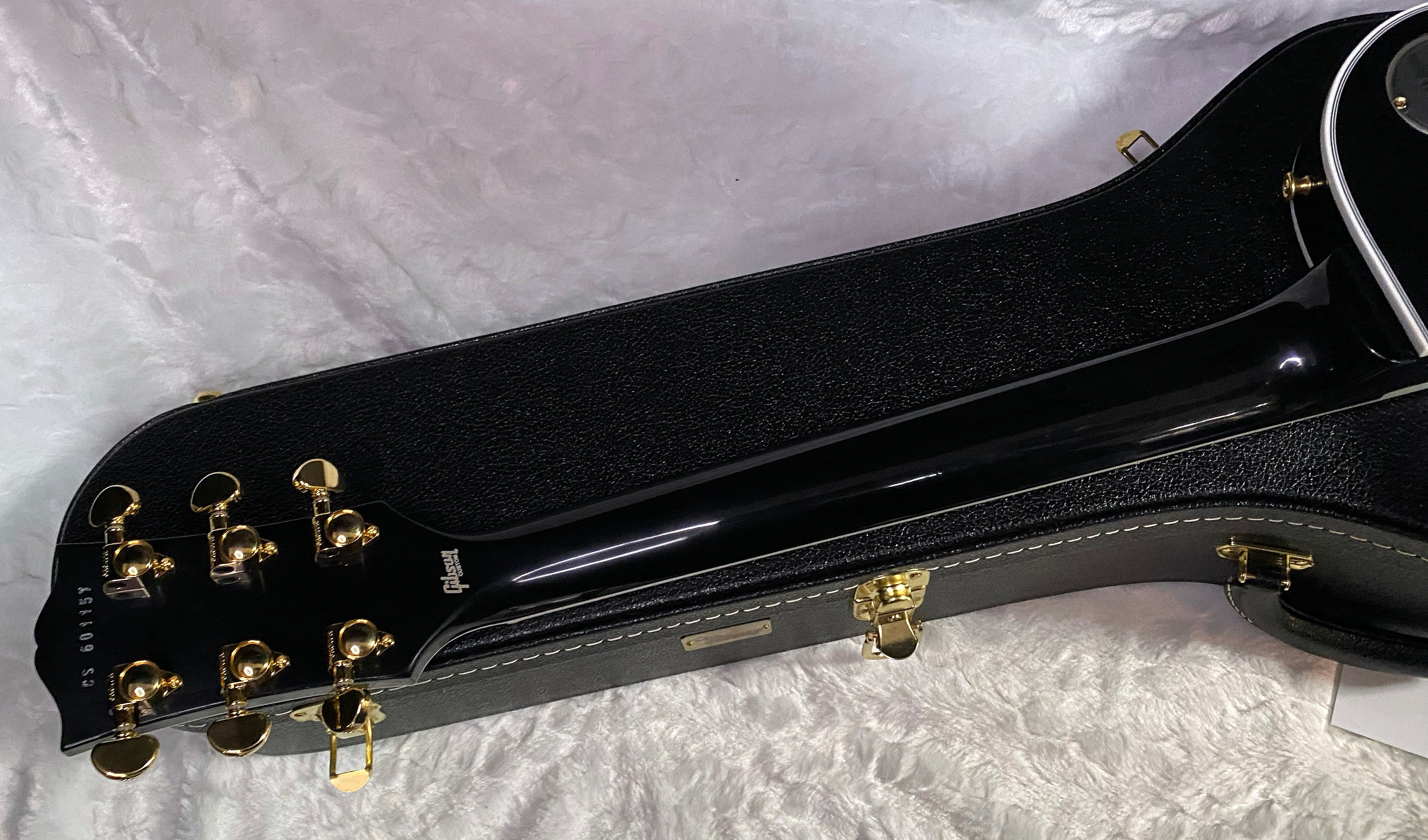 NEW! Gibson Les Paul Custom - Dealer Select - P90 Pick-Ups - VOS Ebony Finish - Custom Shop M2M - Authorized Dealer - Only 9.1 lbs - G07099