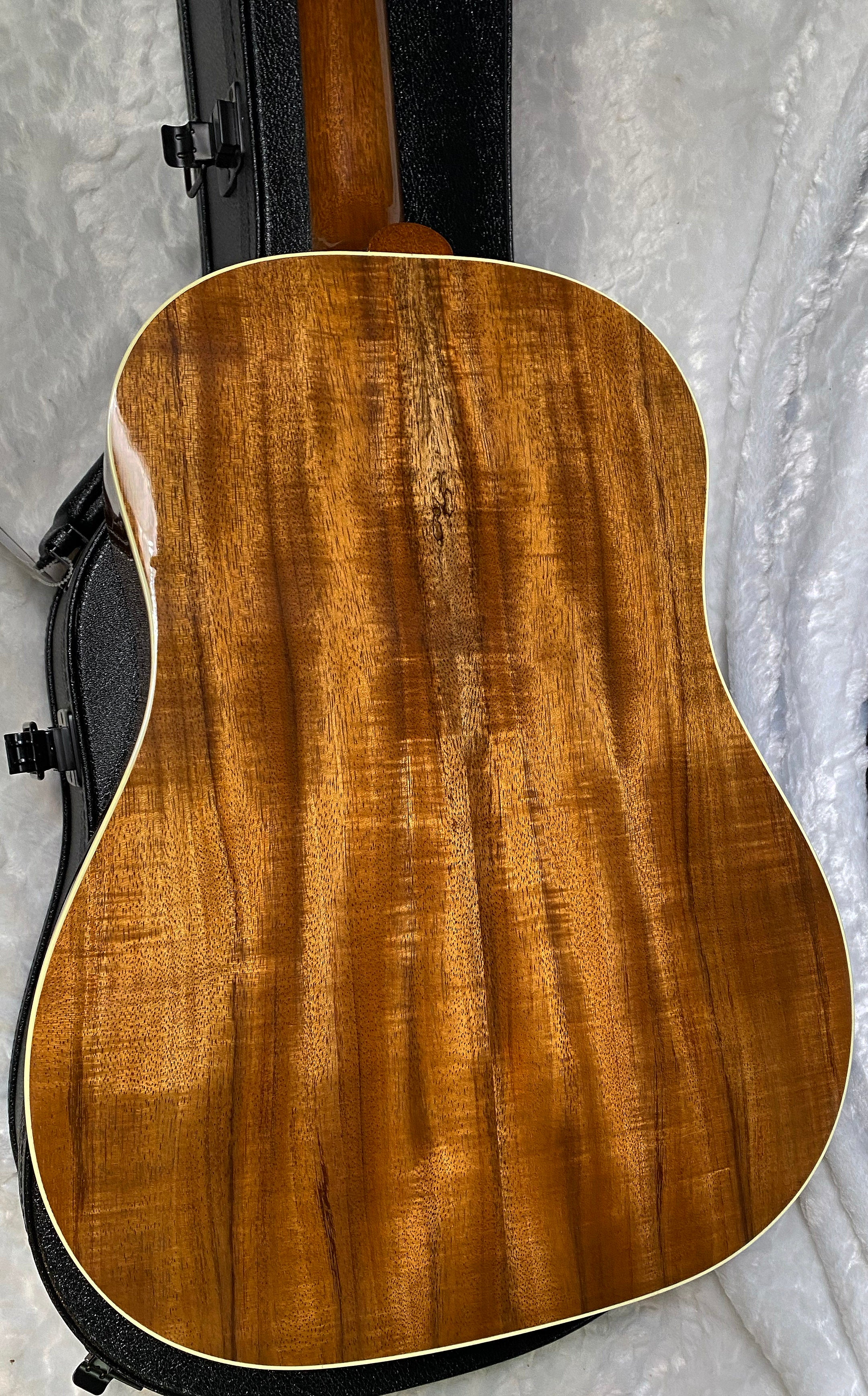 NEW! Gibson Custom Shop J-45 Koa Carpathian Spruce Acoustic-Electric Guitar - Honeyburst - Authorized Dealer - 4.4lbs - G06401