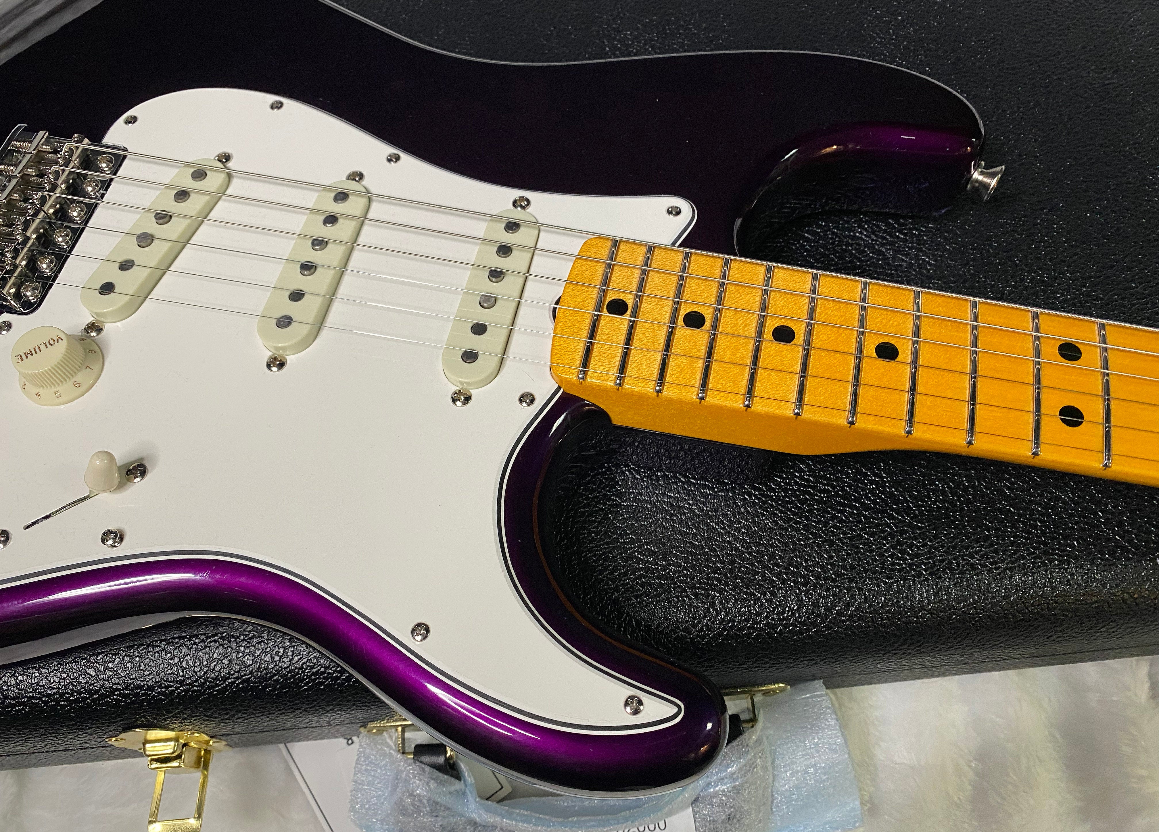 NEW! Fender Custom Shop Special Run '69 Stratocaster NOS Gloss Finish - Handwound P/U's - Plumb Finish - Reverse Matching Headstock - 7.9lbs - Authorized Dealer - One OFF! SUPRE RARE! G07102