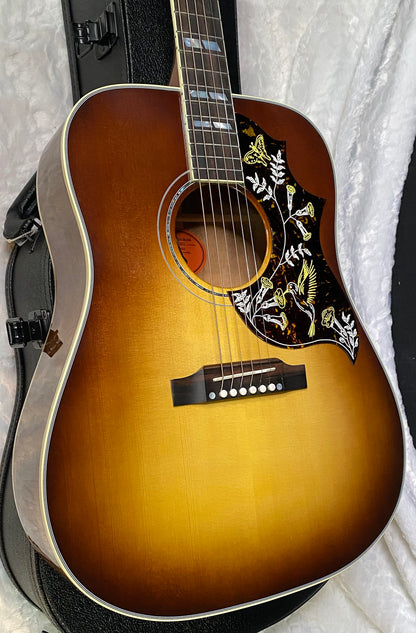 NEW! Gibson Custom Shop Hummingbird Koa/Carpathian Spruce Acoustic-Electric Guitar - Honeyburst - 4.6 lbs - Authorized Dealer! G06395