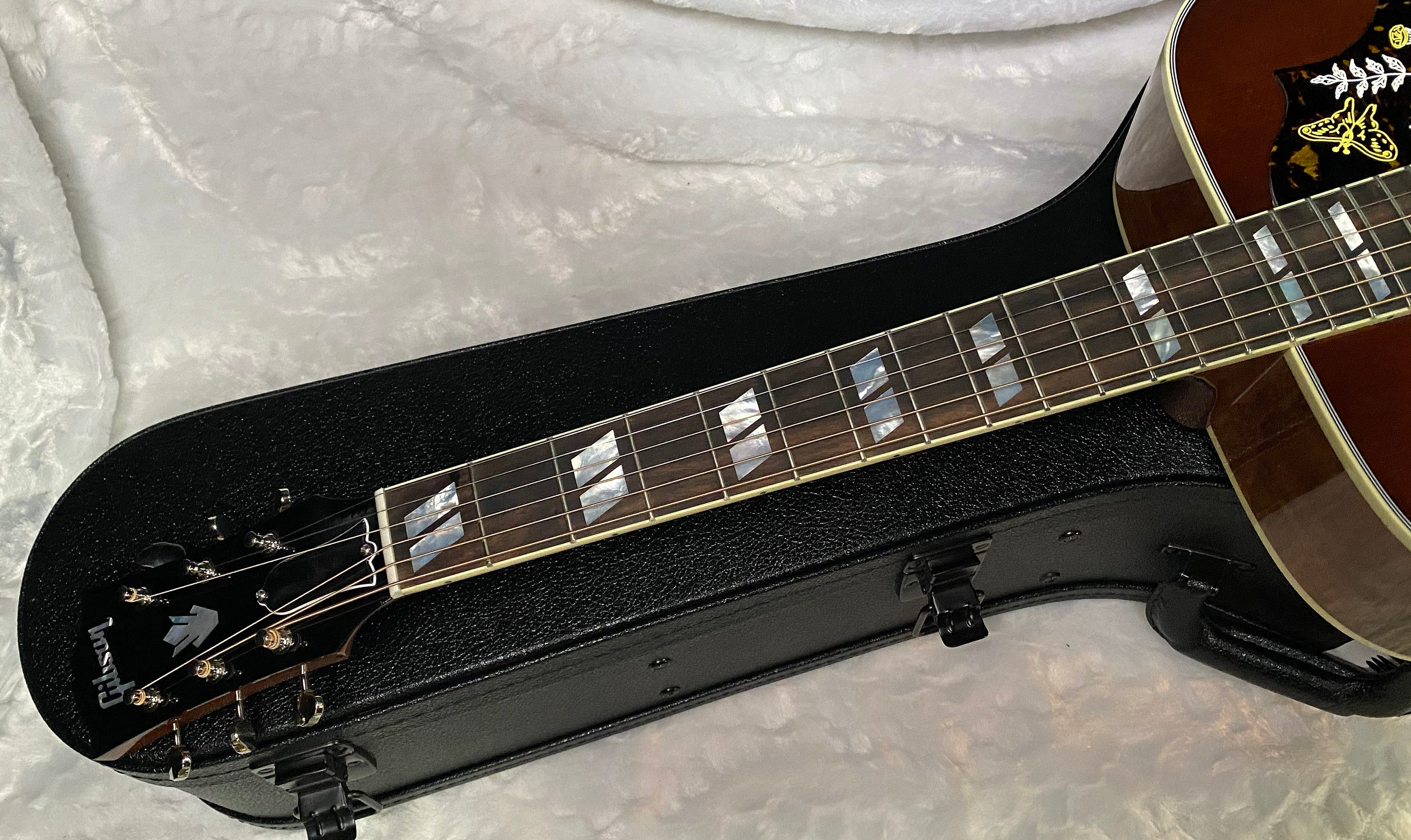 NEW! Gibson Custom Shop Hummingbird Koa/Carpathian Spruce Acoustic-Electric Guitar - Honeyburst - 4.6 lbs - Authorized Dealer! G06395