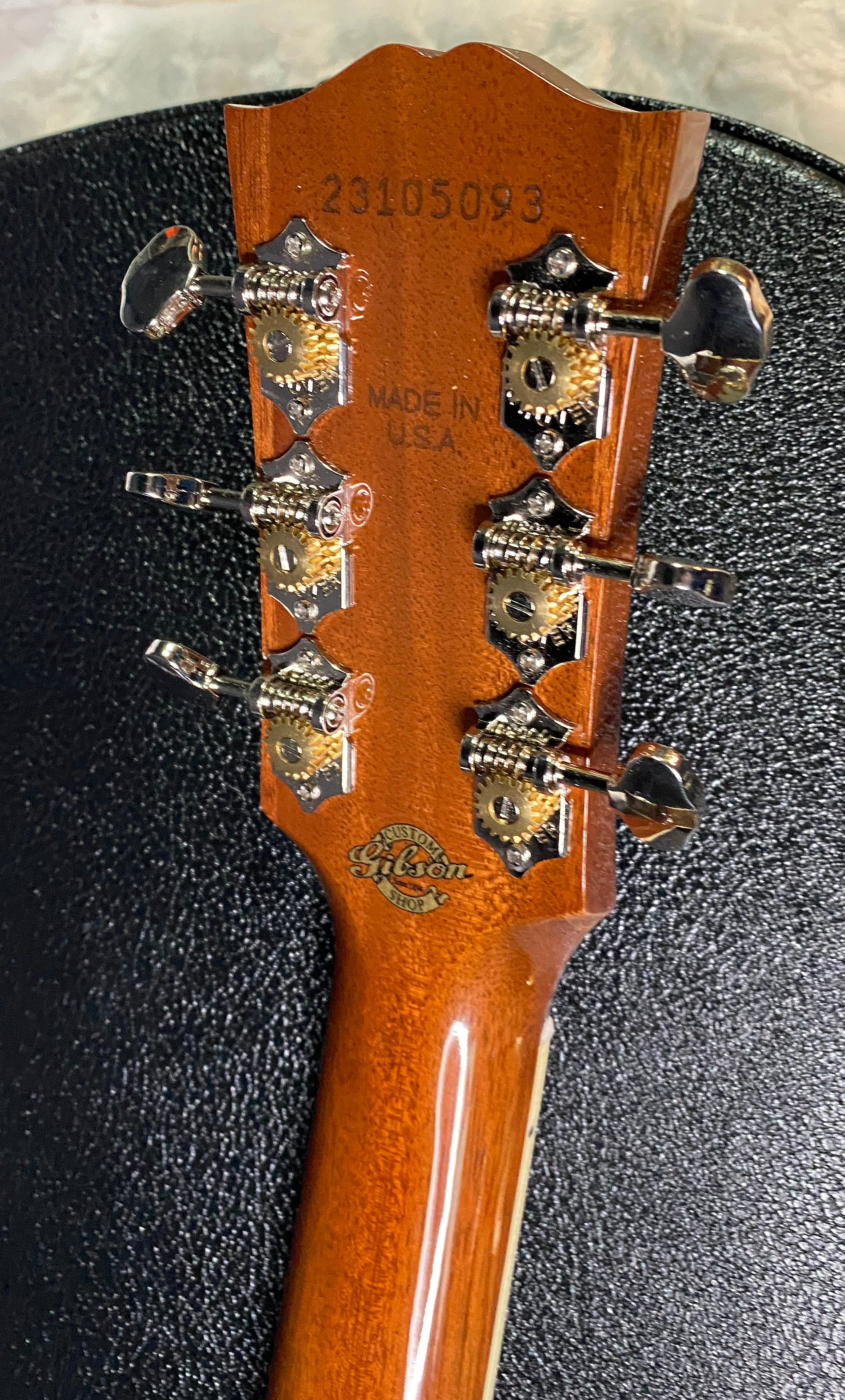 NEW! Gibson Custom Shop Hummingbird Koa/Carpathian Spruce Acoustic-Electric Guitar - Honeyburst - 4.6 lbs - Authorized Dealer! G06395