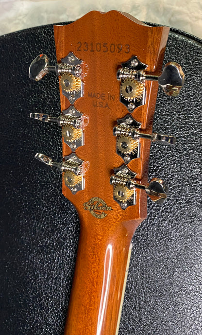 NEW! Gibson Custom Shop Hummingbird Koa/Carpathian Spruce Acoustic-Electric Guitar - Honeyburst - 4.6 lbs - Authorized Dealer! G06395