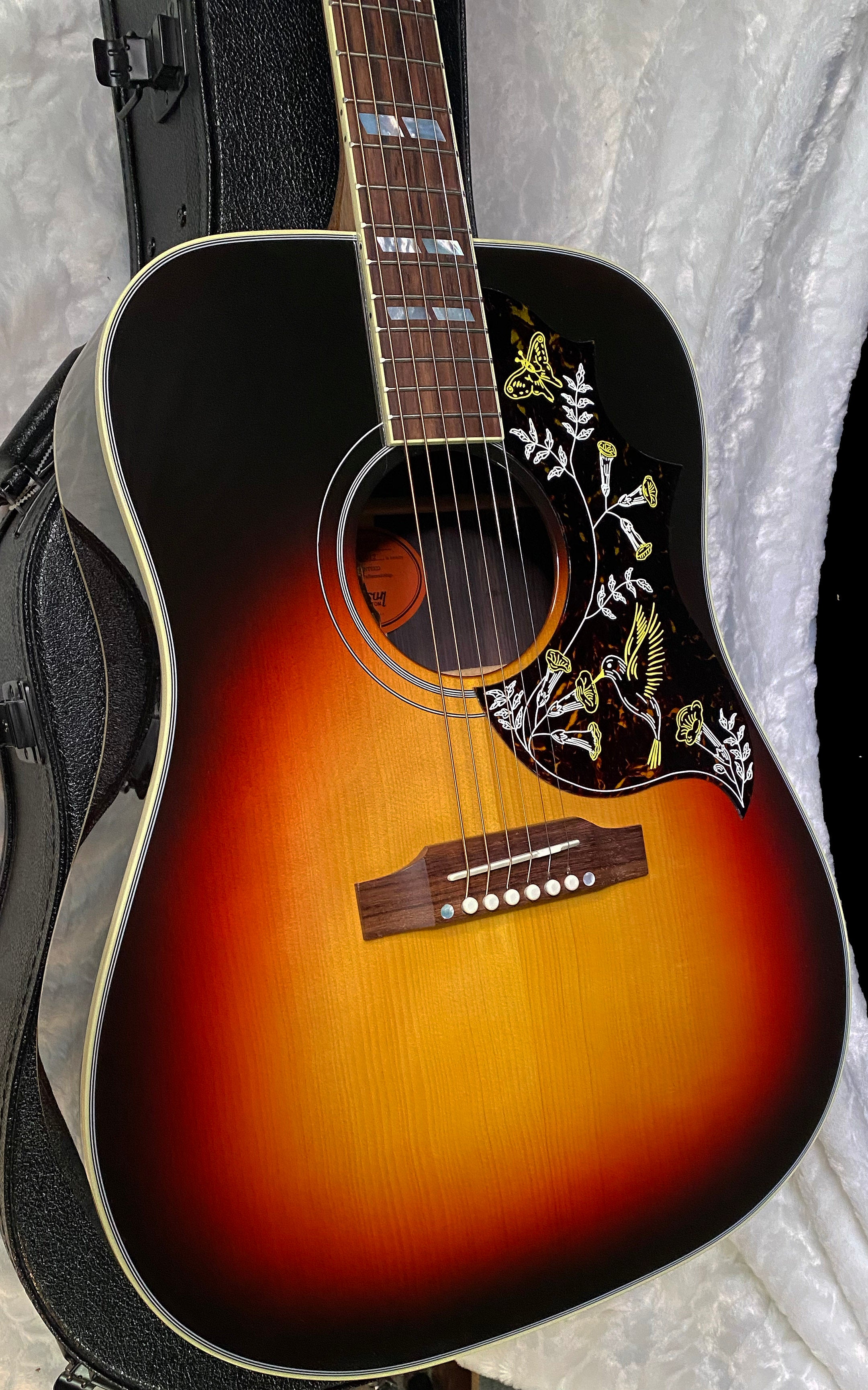NEW! Gibson Acoustic Hummingbird Red Spruce / Rosewood Acoustic-Electric Guitar - Tri-Burst - 5.1 lbs - Authorized Dealer - G06400