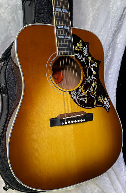 NEW! Gibson Custom Shop Hummingbird Koa/Carpathian Spruce Acoustic-Electric Guitar - Honeyburst - 4.55lbs - Authorized Dealer! G06406