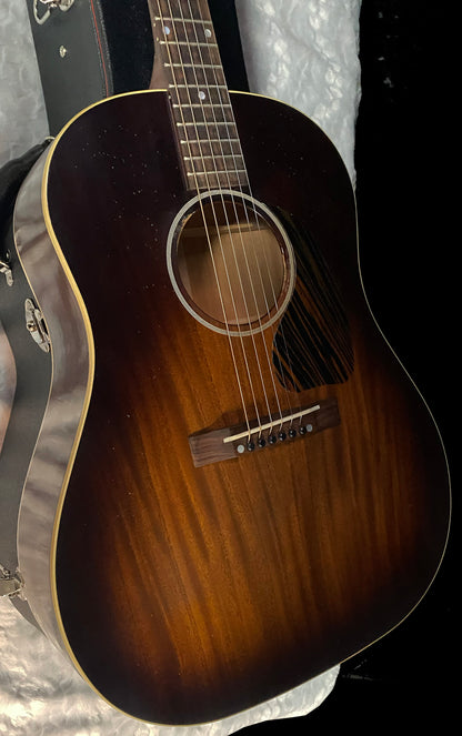 NEW ! Gibson Acoustic 1942 J-45 All Mahogany Acoustic Guitar - Natural Mahogany, Light Aged - Vintage Sunburst - Authorized Dealer - Only 4.3lbs - G07818
