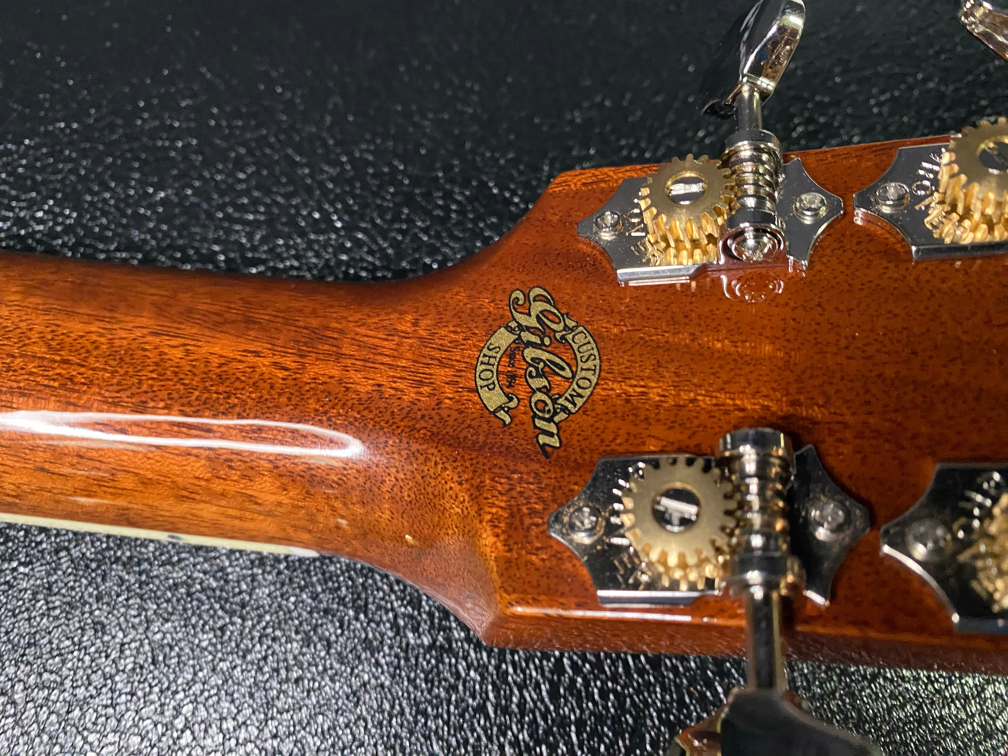 NEW! Gibson Custom Shop Hummingbird Koa/Carpathian Spruce Acoustic-Electric Guitar - Honeyburst - 4.55lbs - Authorized Dealer! G06406