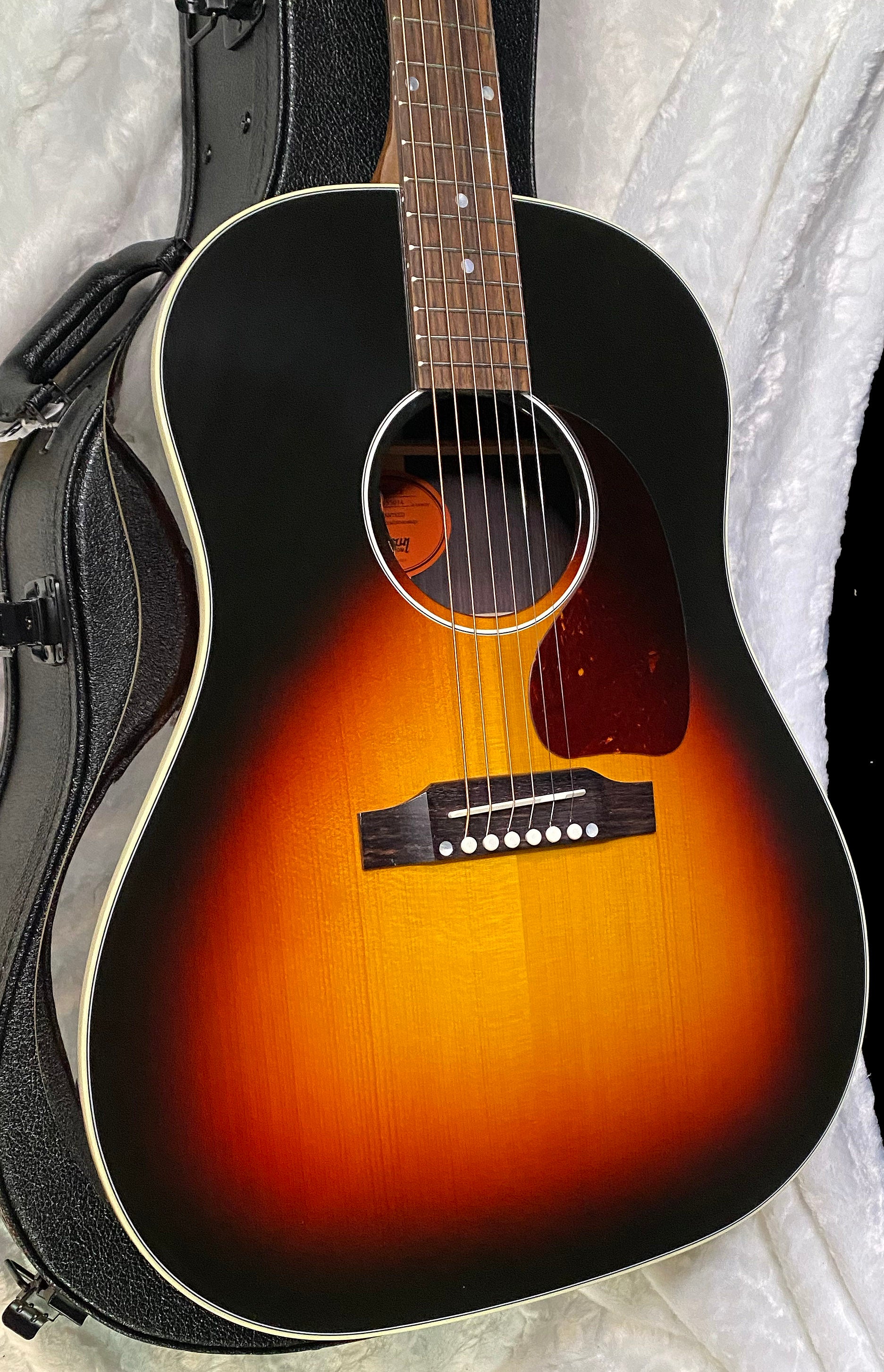 NEW! Gibson Acoustic J-45 Rosewood Red Spruce / Rosewood Acoustic-Electric Guitar - Tri-burst - Limited Edition - Custom Shop - 4.9lbs - Authorized Dealer - G06403