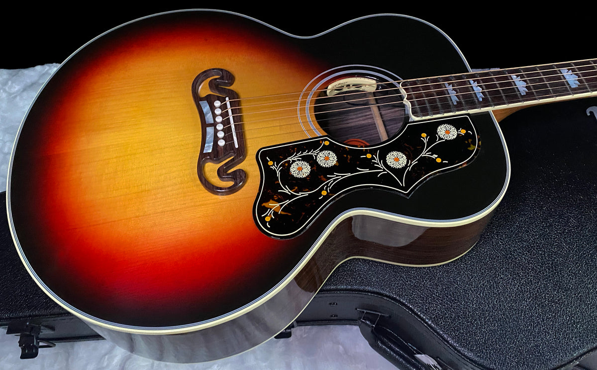 NEW! ! Gibson Acoustic SJ-200 Red Spruce / Rosewood Custom Shop Limited Edition - Acoustic-Electric Guitar - Tri-burst - Authorized Dealer - 5.45 lbs - G07825