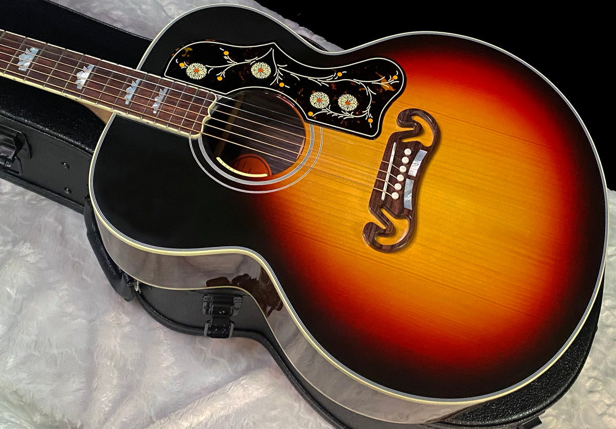 NEW! ! Gibson Acoustic SJ-200 Red Spruce / Rosewood Custom Shop Limited Edition - Acoustic-Electric Guitar - Tri-burst - Authorized Dealer - 5.45 lbs - G07825
