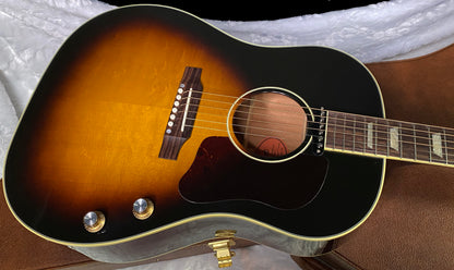 NEW ! Gibson J-160E Original - Vintage Sunburst - 4.3 lbs - Authorized Dealer - In Stock - G06409