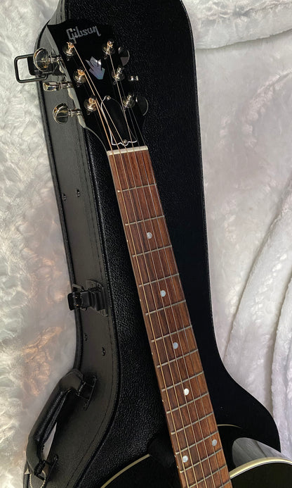 NEW! Gibson Custom Shop Limited Run J-45 Standard Long Scale Vintage Sunburst Gloss - Authorized Dealer - 4.7lbs - G06397