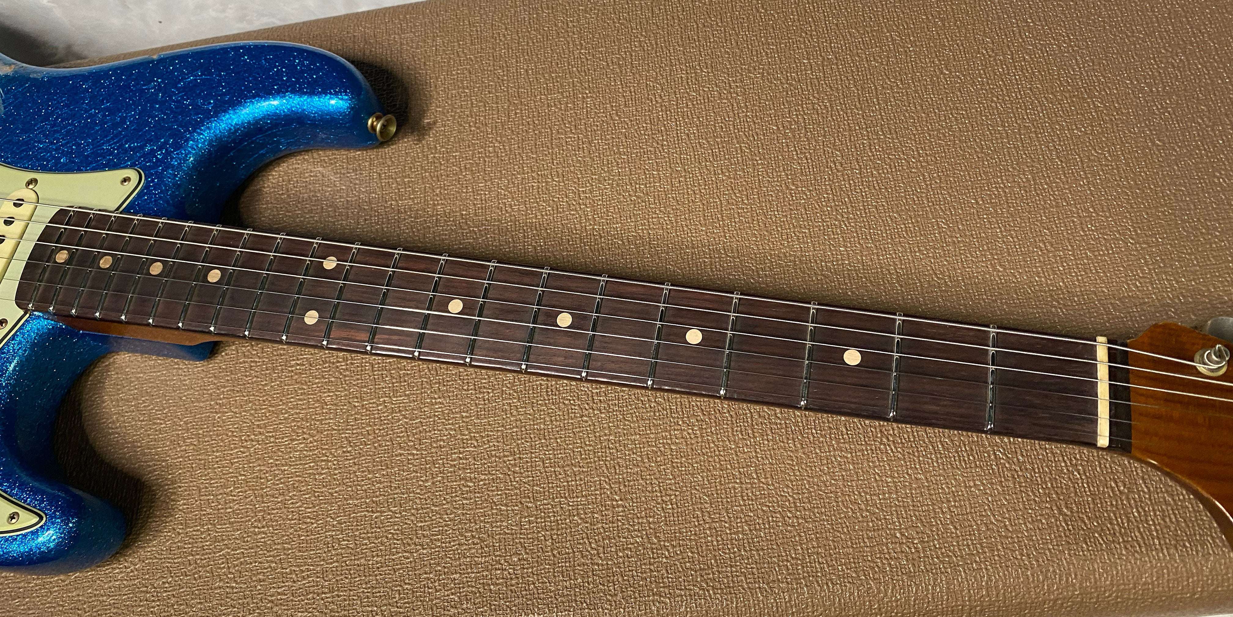 NEW ! Fender Custom Shop Limited Edition 1960's DUALMAG II Stratocaster - Journeyman Relic - Aged Blue Sparkle Finish - AAA Rosewood Board - Authorized Dealer - 7.9lbs - G07110