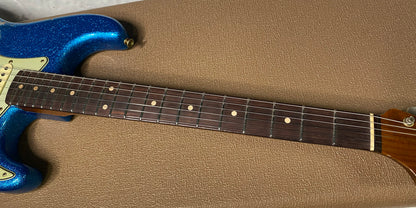 NEW ! Fender Custom Shop Limited Edition 1960's DUALMAG II Stratocaster - Journeyman Relic - Aged Blue Sparkle Finish - AAA Rosewood Board - Authorized Dealer - 7.9lbs - G07110