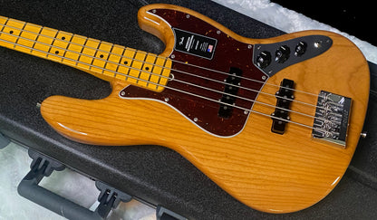 NEW ! Fender American Professional Jazz Bass Maple Fingerboard - Ash Body - Natural Finish - 8.8lbs - Authorized Dealer - In-Stock! G07810