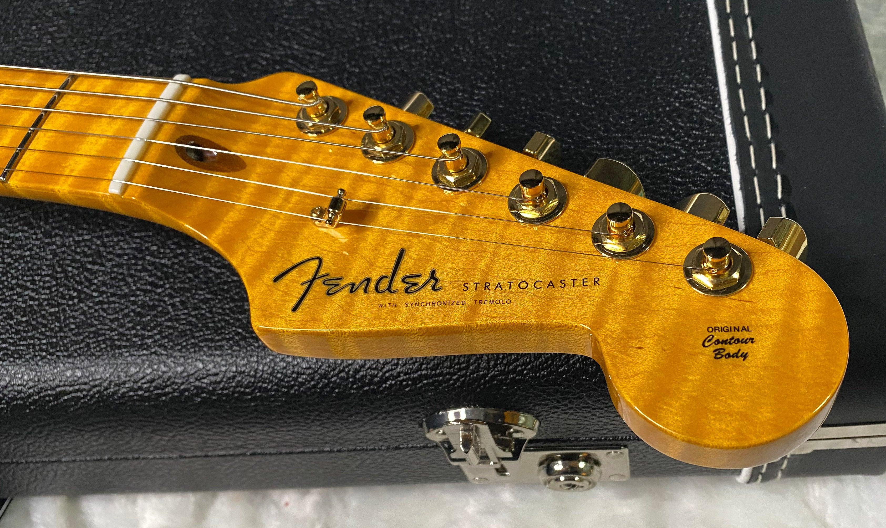 NEW! Fender Limited Edition Custom Deluxe AAA Flame Stratocaster - Hand Wound Pick-Ups - Gold Hardware - Aged Cherry Sunburst - 7.6lbs - Authorized Dealer - G07114 - WOW!