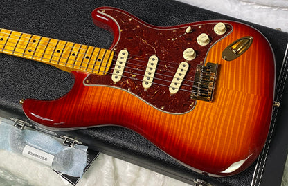 NEW! Fender Limited Edition Custom Deluxe AAA Flame Stratocaster - Hand Wound Pick-Ups - Gold Hardware - Aged Cherry Sunburst - 7.6lbs - Authorized Dealer - G07114 - WOW!