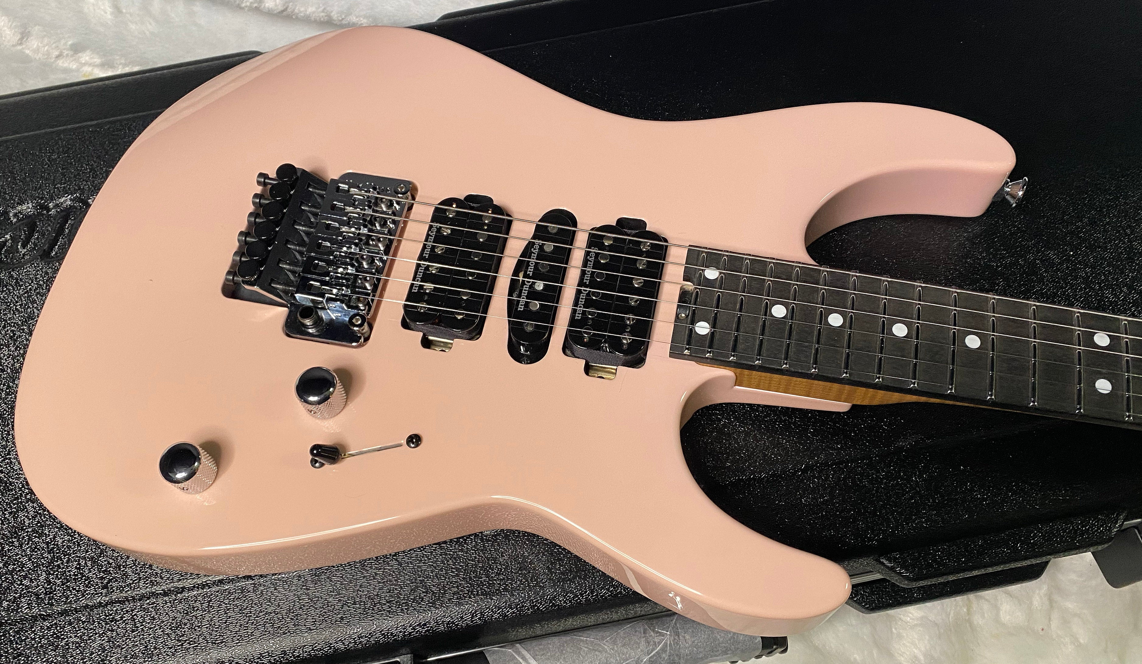 NEW ! Jackson Custom Shop Dinky HSH - Roasted Maple Neck & Ebony Fretboard - DK - Shell Pink - Authorized Dealer - 8.35 lbs - G07118