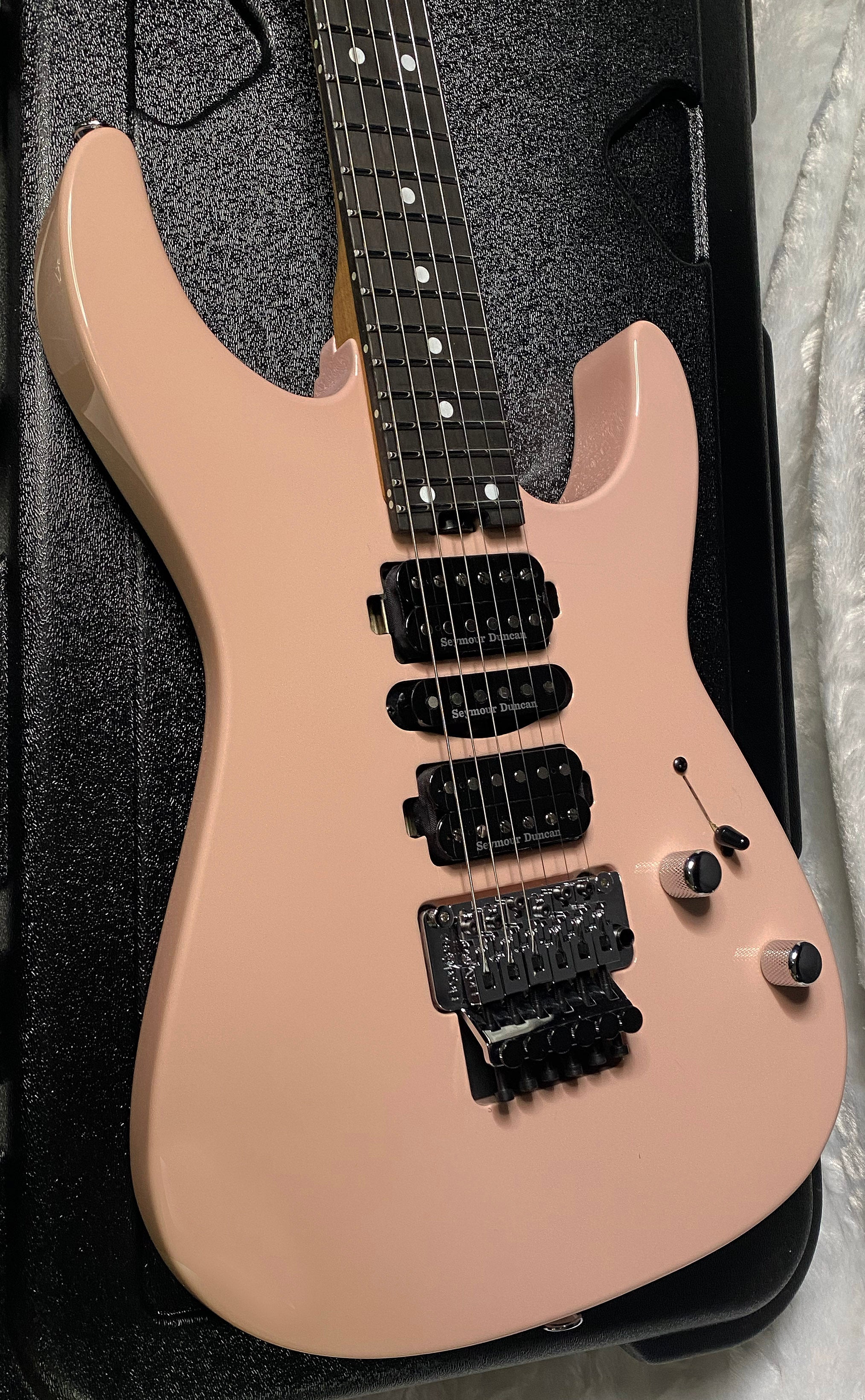 NEW ! Jackson Custom Shop Dinky HSH - Roasted Maple Neck & Ebony Fretboard - DK - Shell Pink - Authorized Dealer - 8.35 lbs - G07118