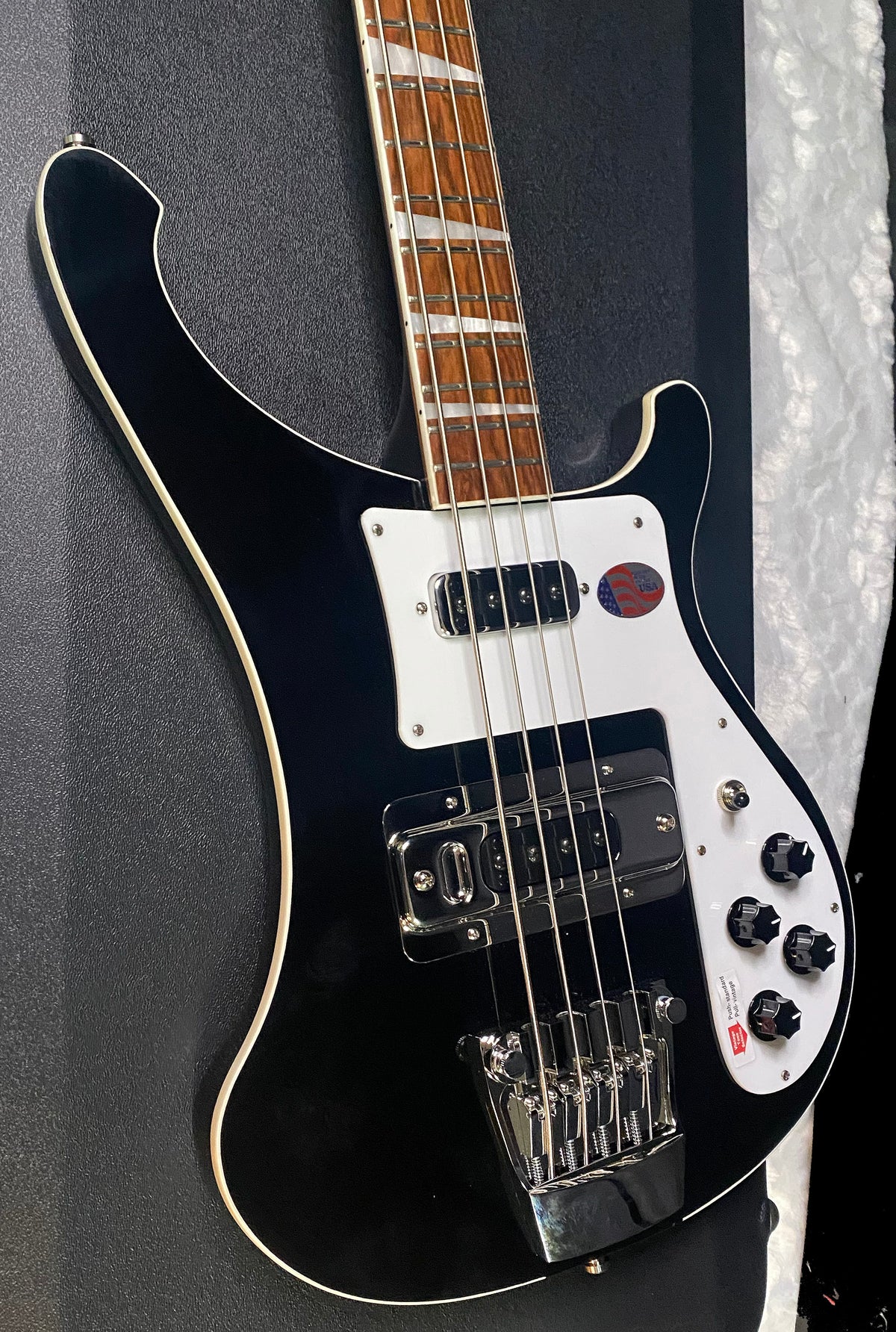 NEW! Rickenbacker 4003 Jetglo Jet Glo JG - 4-String Bass - Authorized Dealer - 9.9 lbs - G07840